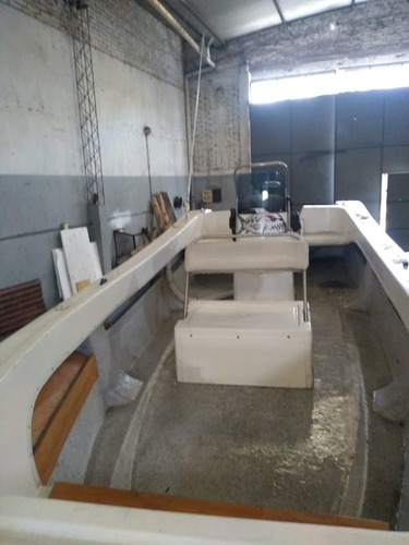 Lancha , Trucker - Virgine Marine -