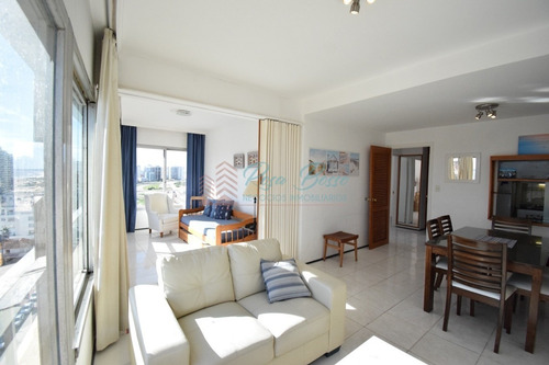 Península 2 Dorm Y Medio, 2 Baños, Buena Orientación!- Ref: 1568