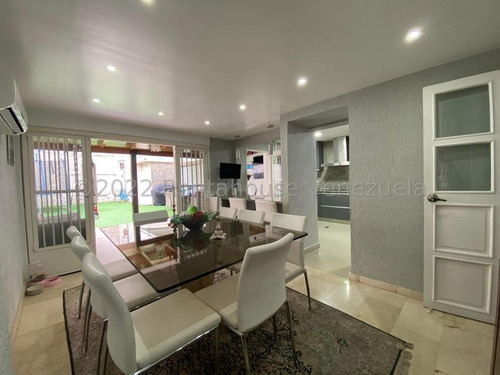 Imagen 15 de 26 de Casa Remodelada En Venta Colinas De Los Ruices Mls #22-25755 Ingrid Guzmán
