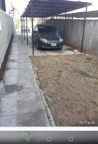 Imagen 5 de 8 de Noreida Delgado +58 414-1431887 / Casa A Remodelar En Calle Cerrada Prebo Ii, Sabana Larga Valencia.