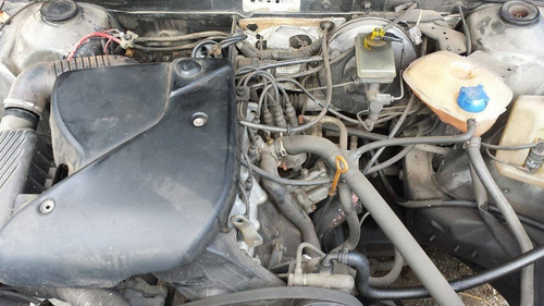 Imagem 6 de 6 de Sucata Santana Desmanche Motor Cambio Peças Lataria