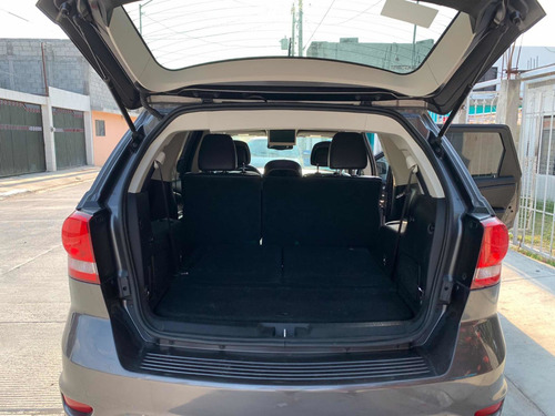 Imagen 11 de 15 de Dodge Journey 2015 2.4 Sxt L4 7pas At