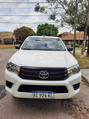 Toyota Hilux D/c 2.4 Dx 4x2