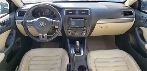 Imagem 8 de 9 de Volkswagen Jetta 2.0 Tsi Highline Dsg