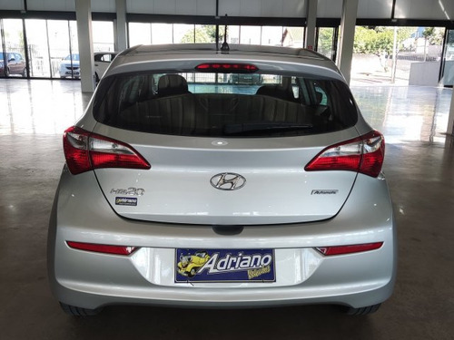 Hyundai HB20 HB20 1.6 COMFORT PLUS 16V FLEX 4P AUTOMÁTICO