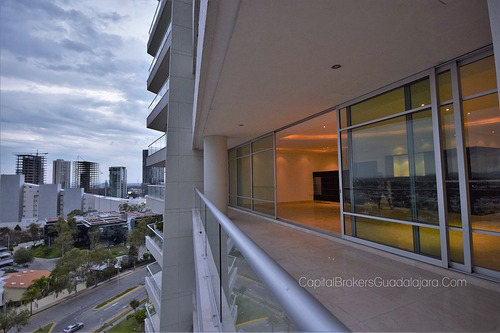 Departamento De Lujo En Venta En Torre Zsense Andares