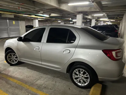 Renault Logan 1.6 Authentique / Life