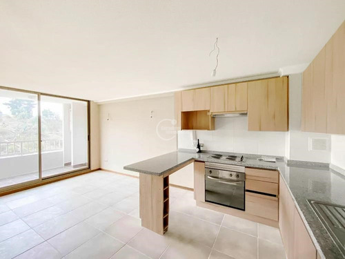 Departamento En Arriendo De 2 Dorm Nuevo. En Valparaíso