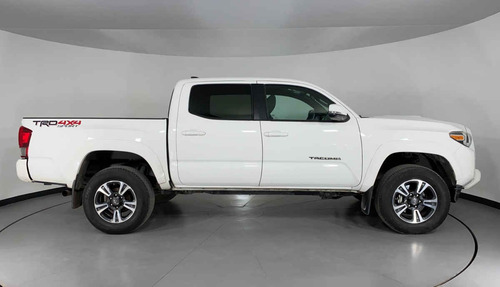 Imagen 6 de 15 de 38526 - Toyota Tacoma 2017 Con Garantía At