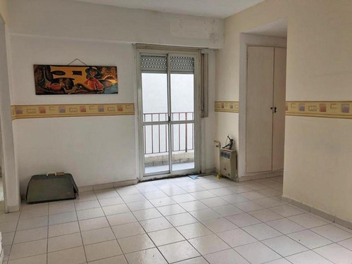 Imagen 5 de 13 de Departamento Venta 2 Amb. Piso Alto Luminoso La Paternal