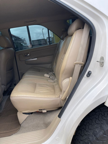 Imagen 9 de 14 de Toyota Fortuner