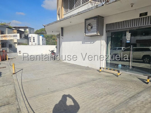 Y.t. Local Comercial En Venta, La Carlota Mls #25-14913