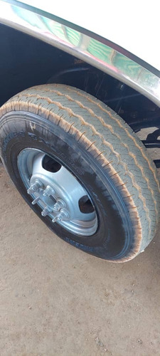Imagen 12 de 15 de Chevrolet F-350