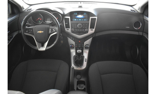 Imagem 5 de 13 de Cruze 1.8 Lt 16v Flex 4p Manual