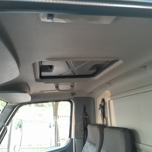Mercedes-benz Accelo 815 2012 Carroceria Único Dono Km Baix