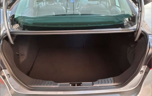 Ford Focus 4p 2.0l N Mt