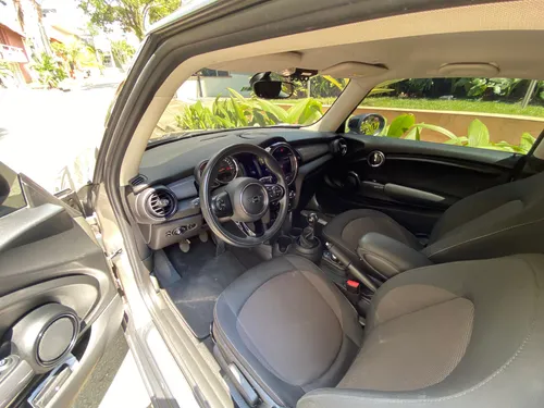 Mini Cooper 2020, 1.5 Turbo Manual