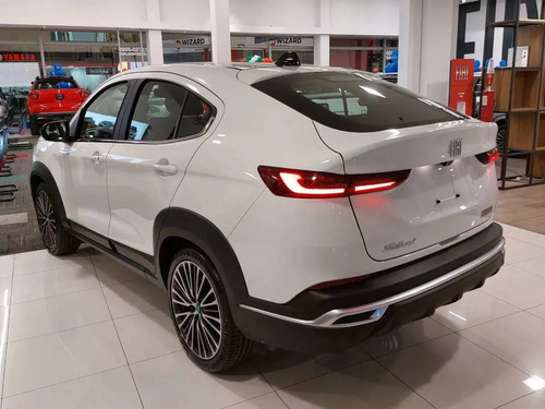 Fiat FASTBACK 1.3 T270 At6