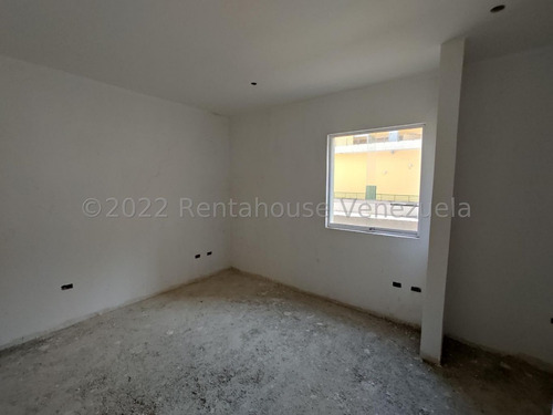 Imagen 13 de 14 de Apartamento En El Bosque Maracay 22-21172