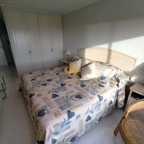 La Vista Desde El Balcón Y Desde La Habitación Principal Es Inmejorable