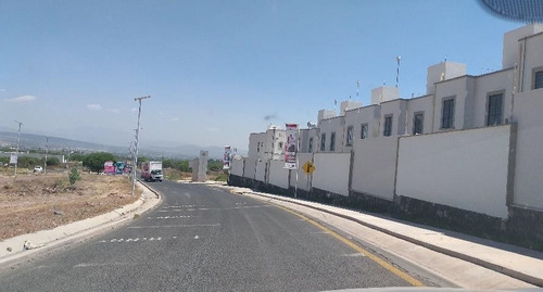 Imagen 2 de 7 de Terreno Uso Mixto