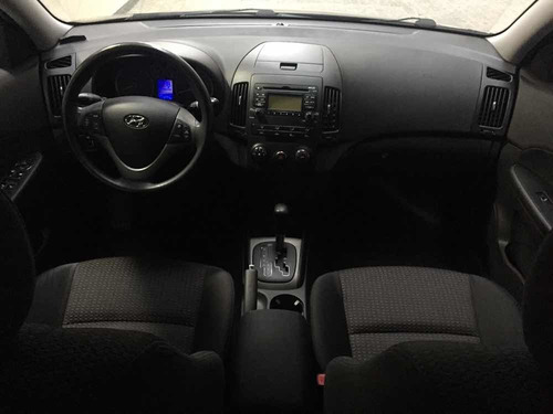 Imagem 9 de 19 de Hyundai I30 2011 2.0 Gls Aut. 5p