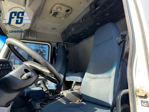 Volvo Vm 260 6x2 Carroceria Ano 2010 Fs Caminhões