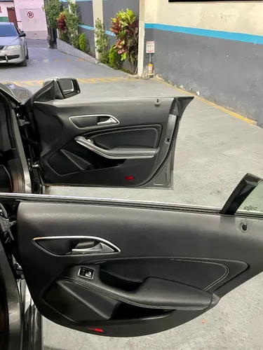 Mercedes-Benz Clase CLA 1.6 Limited Plus