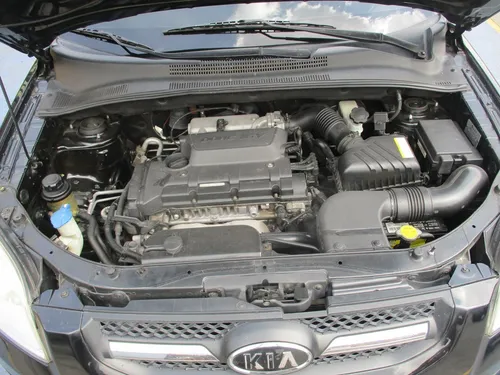 Kia New Sportage Lx 4x2 2000cc Mt Aa