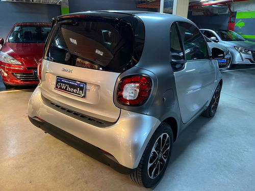 Imagen 14 de 22 de Smart Fortwo 2018 1.0 Play