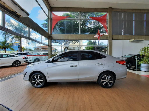 Imagem 6 de 12 de Yaris 1.5 16v Flex Sedan Xls Multidrive