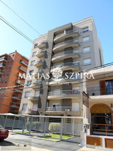 Departamento En Venta En Castelar Norte