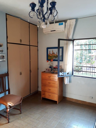 Imagen 9 de 16 de Casa Muy Completa En Parque Chacabuco