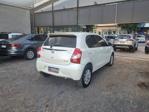 Toyota Etios 1.5 Xls