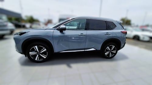 Nissan X-Trail 2.5 Platinum Plus 3 Row Cvt