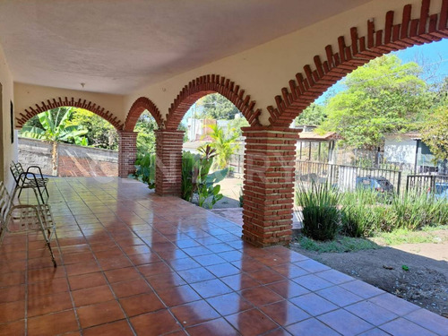 Casa En Venta / Renta En Suchitlán, Colima