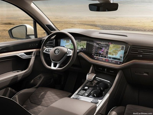 Volkswagen Touareg 3.0 V6 I Premium Mi - Dg