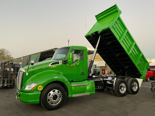 Kenworth T680 Camión De Volteo De 14 Mts Verde