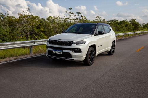 Jeep Compass COMPASS BLACKHAWK 2,0 AT9 4X4
