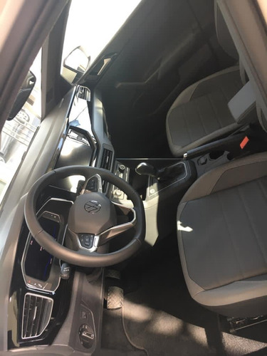 Volkswagen Nivus Highline Stock 0km