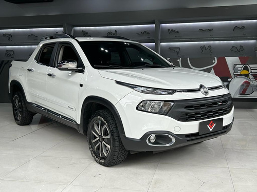 Fiat Toro 1.8 16v Freedom Flex 4x2 Aut. 4p