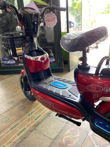 Imagen 11 de 16 de Moto Eléctrica Scooter K City Max 350