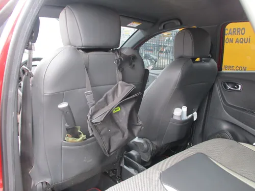 Renault Captur INTENS 4X2 2000CC AT AA
