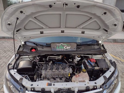 Imagem 14 de 14 de Chevrolet Onix Onix Hatch Lt 1.0 8v Flexpower 5p Mec. 20...