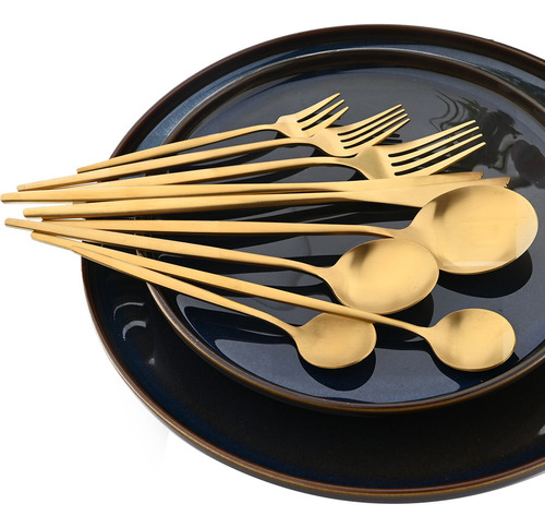 Juego De Cubiertos Dorados: Cucharas Doradas, Tenedores, Cuc