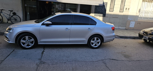 Volkswagen Vento 2.5 Advance Plus 170cv