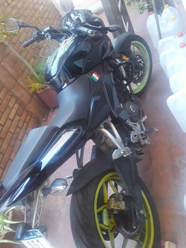 Bajaj Rouser 200 Ns 2016 