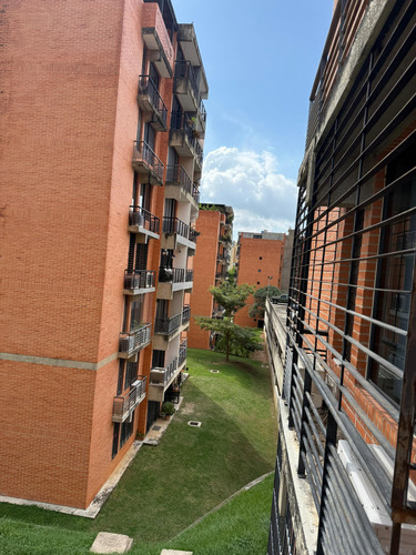 Apartamento En Venta Lomas De Mañongo Totalmente A Estrenar