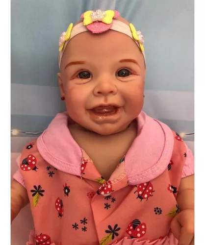 Boneca Bebê Reborn menina com pintura realista