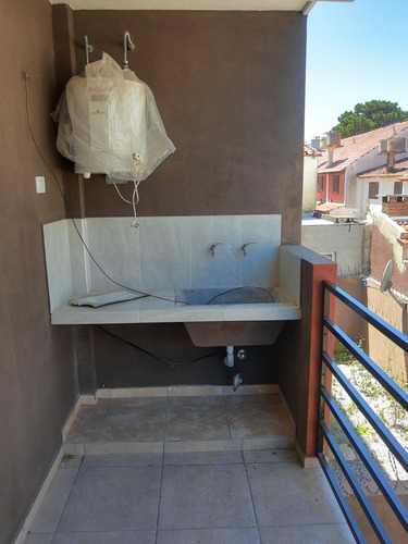 Imagen 4 de 9 de Departamento Sin Expensas Con Espacio Vehicular